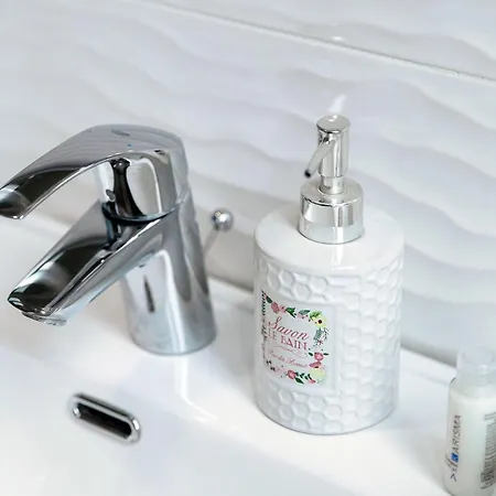 Antica - Downtown * קומו