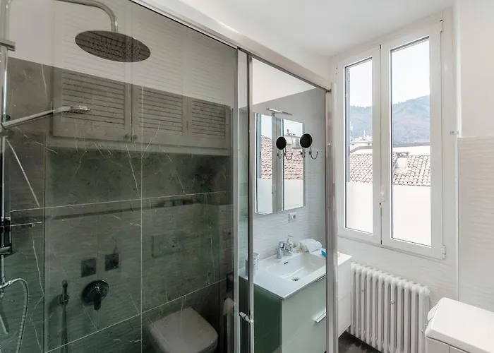 Antica - Downtown קומו